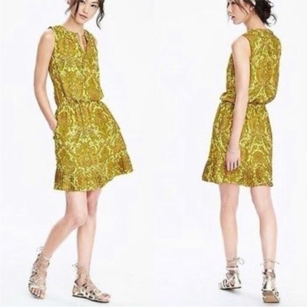 Banana Republic paisley pleated dress size M EUC